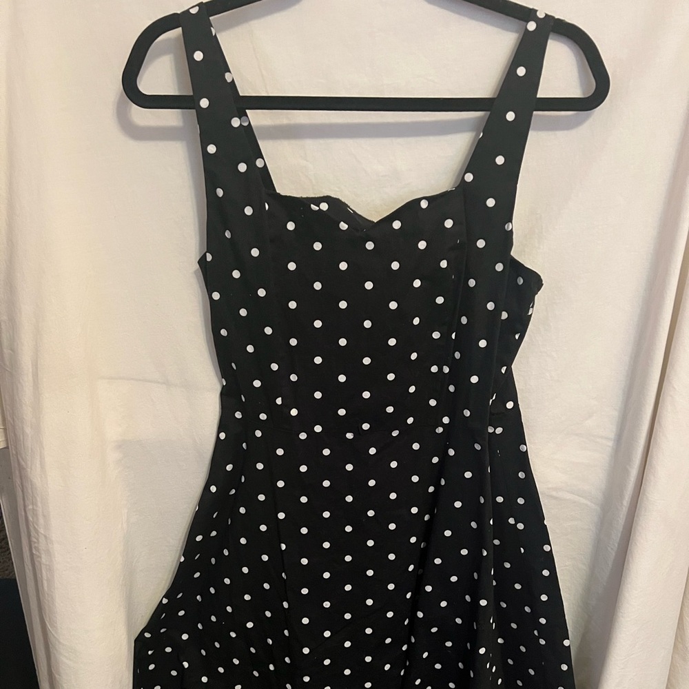 Size L polka dot dress